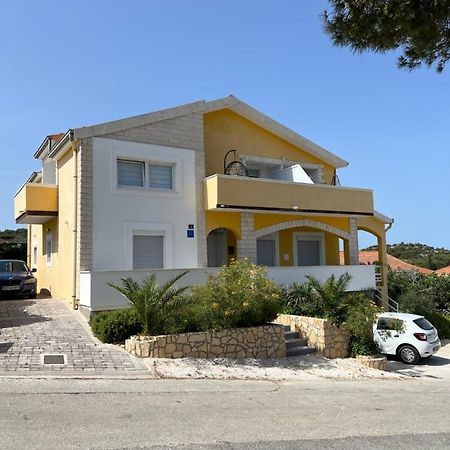 Apartment Vujcic Donji Okrug  Εξωτερικό φωτογραφία